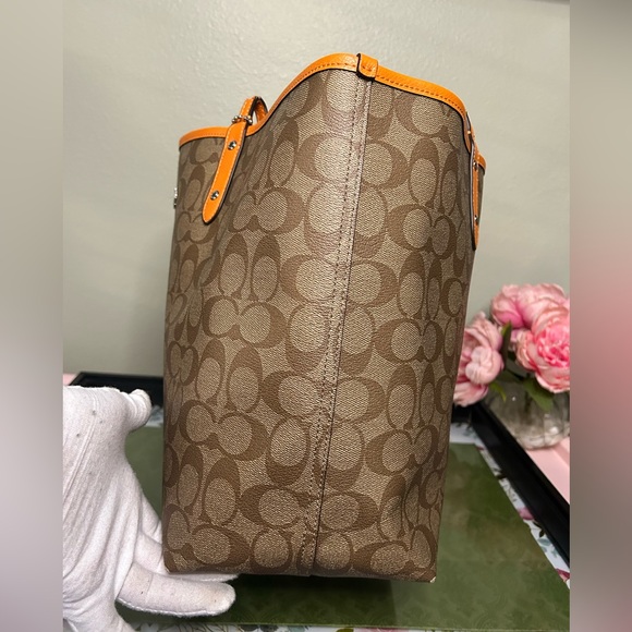 Coach Signature Reversible Tote Brown with Orange Trim and Pouch - Picture 5 of 16